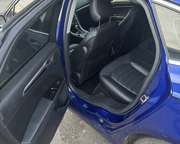 Синий Форд Фьюжн, объемом двигателя 2 л и пробегом 311 тыс. км за 11700 $, фото 6 на Automoto.ua