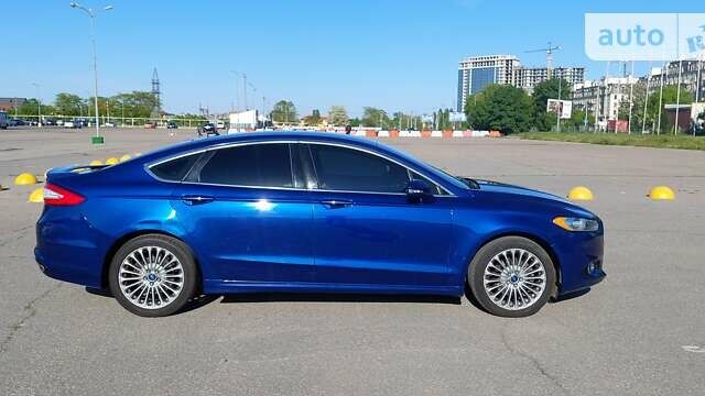 Синій Форд Фьюжен, об'ємом двигуна 0 л та пробігом 180 тис. км за 12500 $, фото 4 на Automoto.ua