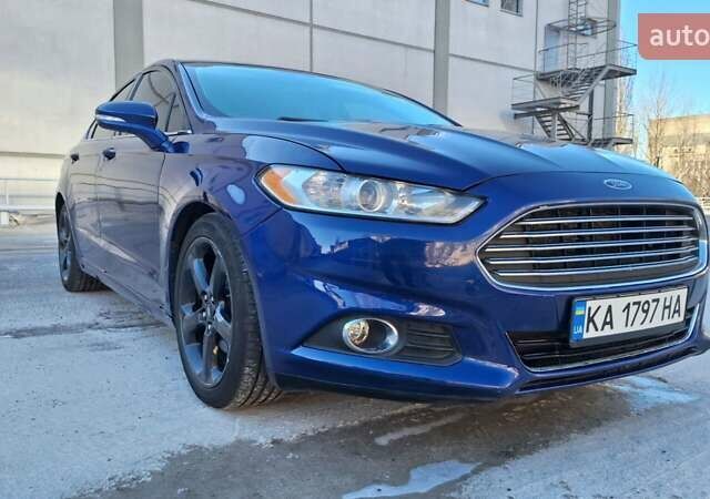 Синий Форд Фьюжн, объемом двигателя 2.49 л и пробегом 166 тыс. км за 10000 $, фото 1 на Automoto.ua