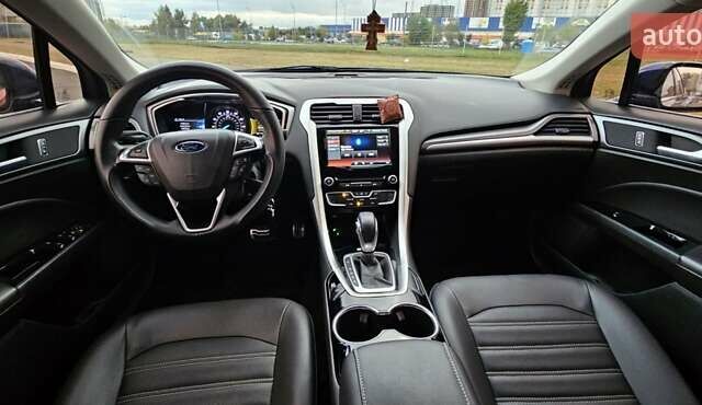 Синий Форд Фьюжн, объемом двигателя 2.5 л и пробегом 165 тыс. км за 11300 $, фото 11 на Automoto.ua