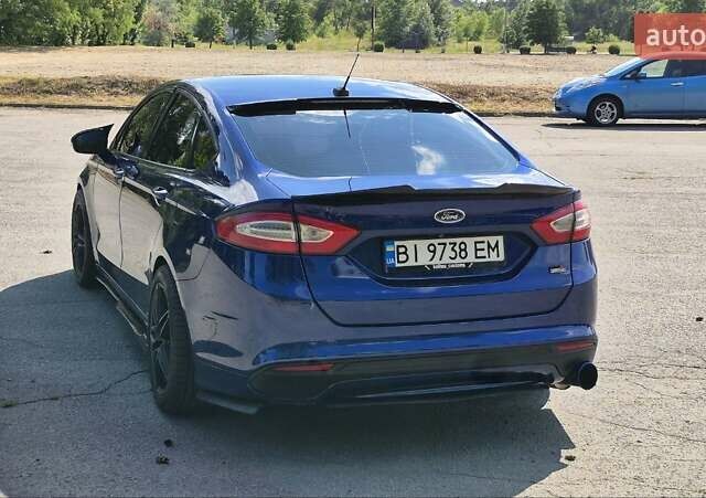 Форд Фьюжн 2015 в Горишние Плавни (Комсомольск) на Automoto.ua Синий Форд Фьюжн, объемом двигателя 2 л и пробегом 119 тыс. км за 11400 $, фото 5 на Automoto.ua