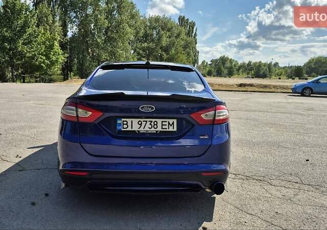 Форд Фьюжн 2015 в Горишние Плавни (Комсомольск) на Automoto.ua Синий Форд Фьюжн, объемом двигателя 2 л и пробегом 119 тыс. км за 11400 $, фото 6 на Automoto.ua
