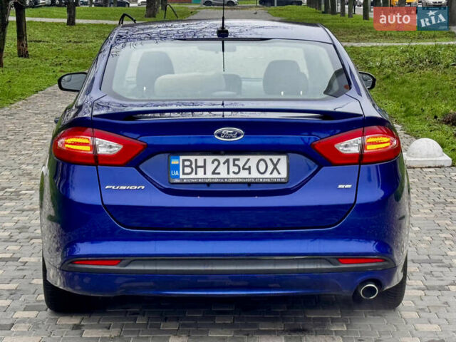 Синий Форд Фьюжн, объемом двигателя 2.49 л и пробегом 166 тыс. км за 8999 $, фото 4 на Automoto.ua