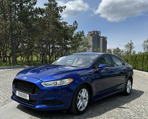 Синий Форд Фьюжн, объемом двигателя 2.5 л и пробегом 144 тыс. км за 10500 $, фото 2 на Automoto.ua