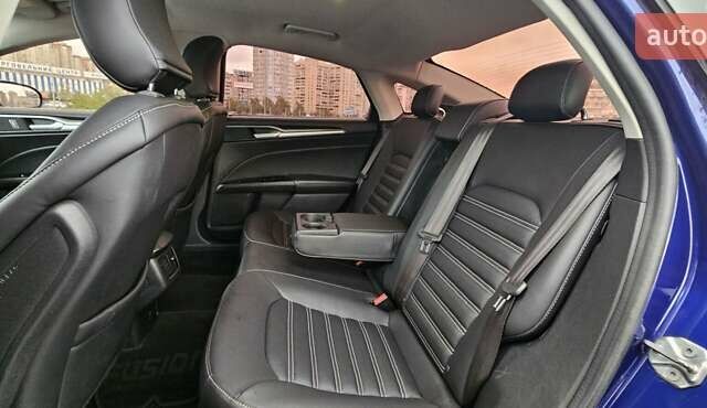 Синий Форд Фьюжн, объемом двигателя 2.5 л и пробегом 165 тыс. км за 11300 $, фото 20 на Automoto.ua