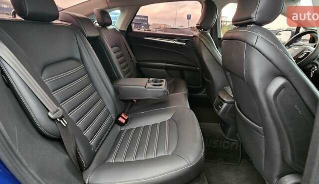 Синий Форд Фьюжн, объемом двигателя 2.5 л и пробегом 165 тыс. км за 11300 $, фото 23 на Automoto.ua