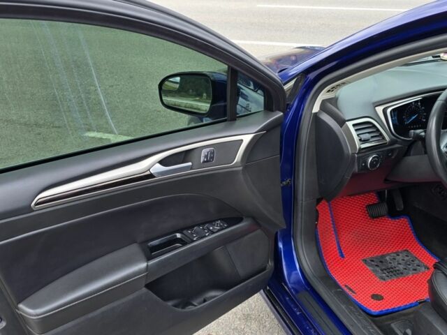 Синий Форд Фьюжн, объемом двигателя 1.5 л и пробегом 170 тыс. км за 10000 $, фото 6 на Automoto.ua