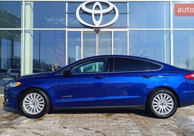 Синий Форд Фьюжн, объемом двигателя 2 л и пробегом 204 тыс. км за 10864 $, фото 2 на Automoto.ua