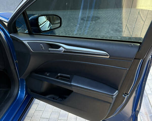 Форд Фьюжн 2016 в Одессе на Automoto.ua Синий Форд Фьюжн, объемом двигателя 2 л и пробегом 113 тыс. км за 14500 $, фото 60 на Automoto.ua