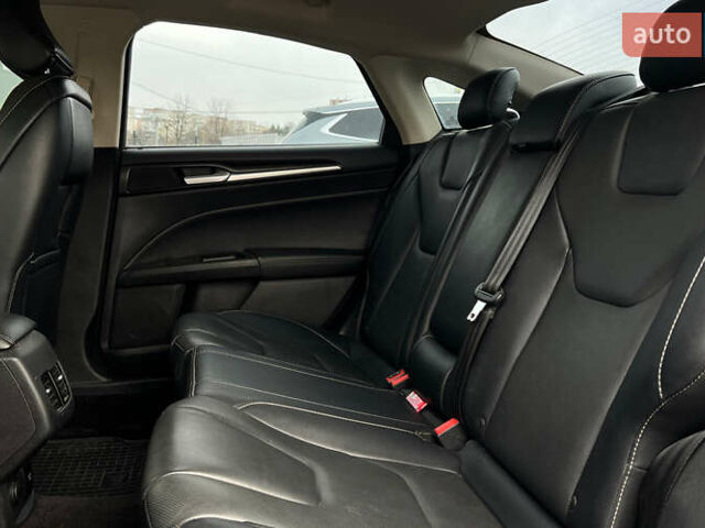 Синий Форд Фьюжн, объемом двигателя 2 л и пробегом 182 тыс. км за 11500 $, фото 18 на Automoto.ua