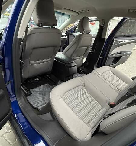 Синий Форд Фьюжн, объемом двигателя 2.49 л и пробегом 201 тыс. км за 8800 $, фото 10 на Automoto.ua