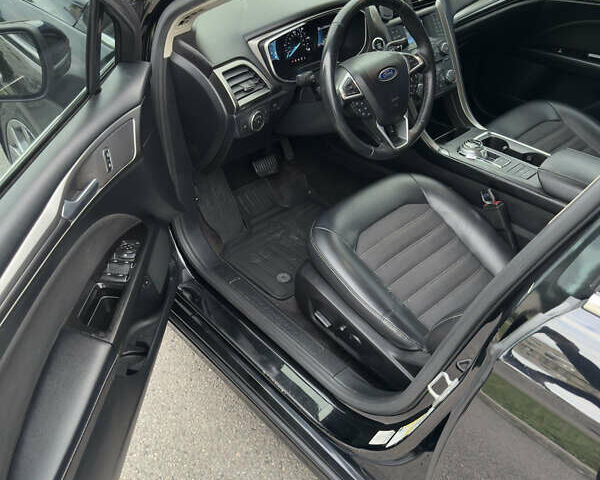 Синий Форд Фьюжн, объемом двигателя 2 л и пробегом 182 тыс. км за 11000 $, фото 9 на Automoto.ua