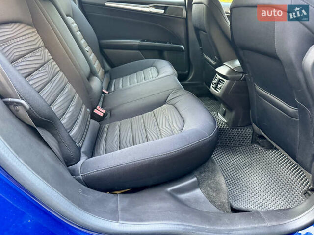 Синий Форд Фьюжн, объемом двигателя 2.5 л и пробегом 149 тыс. км за 12850 $, фото 14 на Automoto.ua