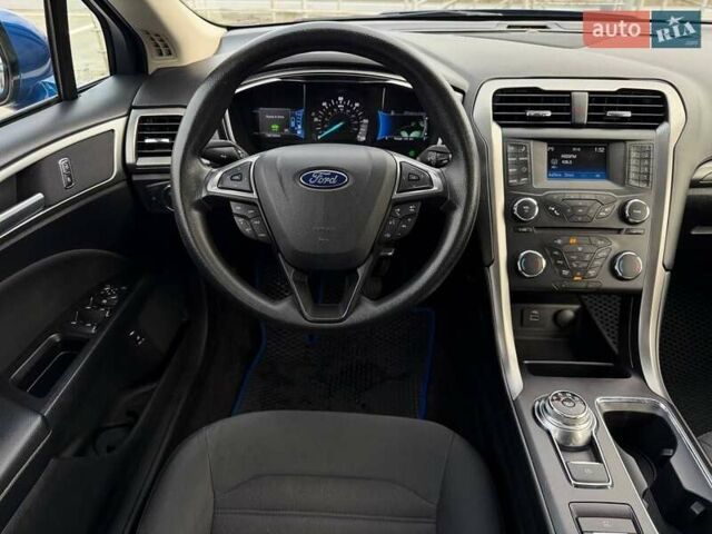 Синій Форд Фьюжен, об'ємом двигуна 2 л та пробігом 156 тис. км за 12950 $, фото 28 на Automoto.ua