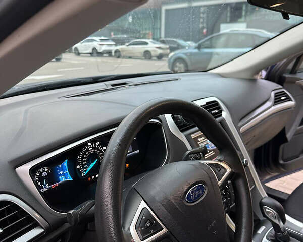 Синий Форд Фьюжн, объемом двигателя 2.51 л и пробегом 206 тыс. км за 10500 $, фото 14 на Automoto.ua