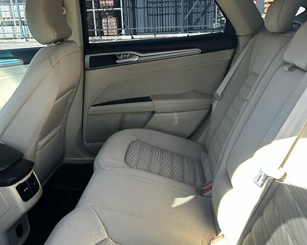 Синій Форд Фьюжен, об'ємом двигуна 2.49 л та пробігом 173 тис. км за 11500 $, фото 3 на Automoto.ua