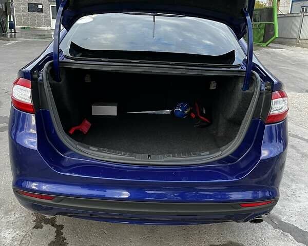 Синій Форд Фьюжен, об'ємом двигуна 2.49 л та пробігом 185 тис. км за 12000 $, фото 3 на Automoto.ua