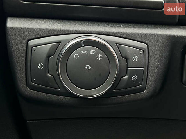 Синий Форд Фьюжн, объемом двигателя 2 л и пробегом 182 тыс. км за 11500 $, фото 14 на Automoto.ua