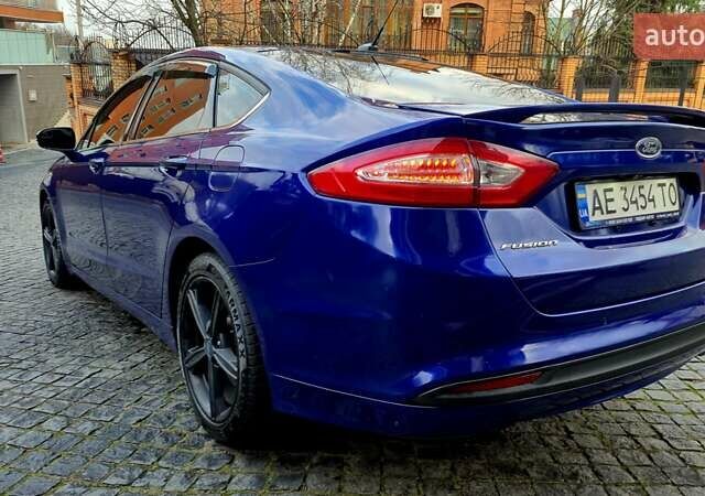 Синий Форд Фьюжн, объемом двигателя 2.5 л и пробегом 185 тыс. км за 9500 $, фото 6 на Automoto.ua