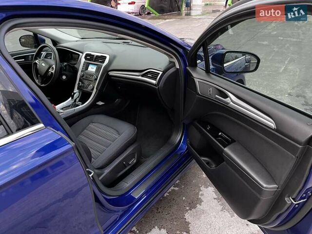 Синій Форд Фьюжен, об'ємом двигуна 2.49 л та пробігом 185 тис. км за 12000 $, фото 4 на Automoto.ua