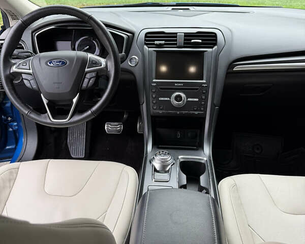 Форд Фьюжн 2016 в Львове на Automoto.ua Синий Форд Фьюжн, объемом двигателя 2 л и пробегом 110 тыс. км за 15900 $, фото 29 на Automoto.ua