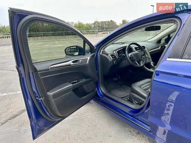 Синий Форд Фьюжн, объемом двигателя 1.5 л и пробегом 86 тыс. км за 11900 $, фото 44 на Automoto.ua