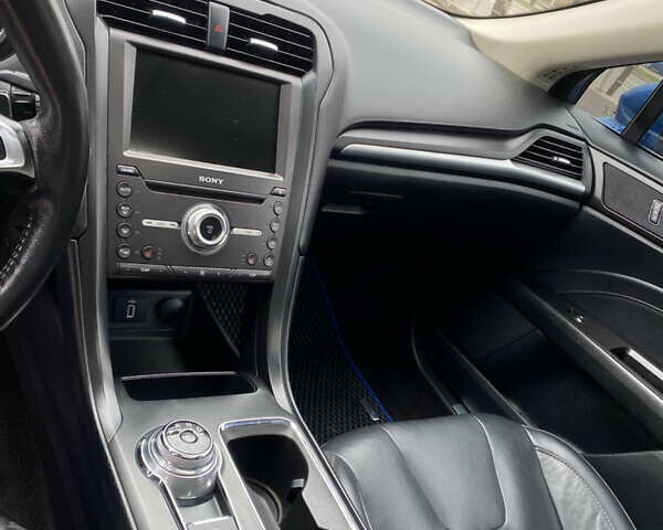 Синій Форд Фьюжен, об'ємом двигуна 2 л та пробігом 226 тис. км за 12750 $, фото 11 на Automoto.ua