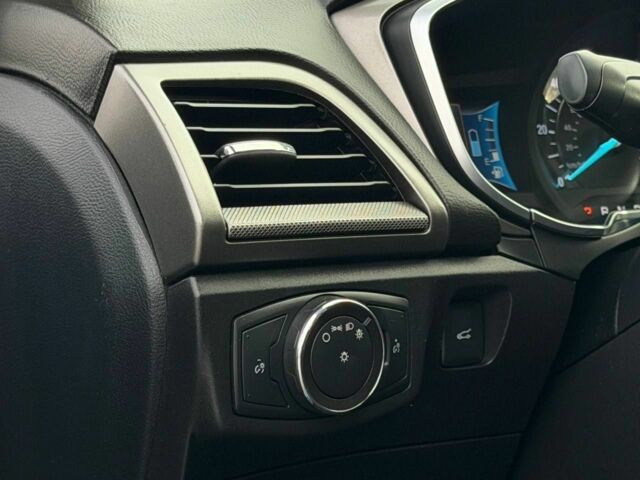 Синий Форд Фьюжн, объемом двигателя 2 л и пробегом 156 тыс. км за 12950 $, фото 12 на Automoto.ua