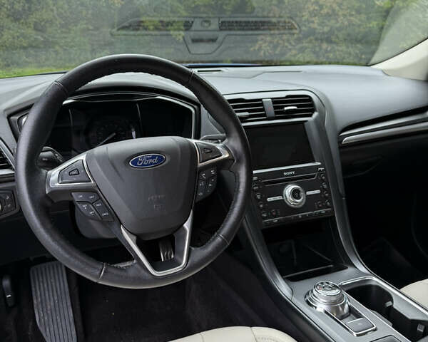 Форд Фьюжн 2016 в Львове на Automoto.ua Синий Форд Фьюжн, объемом двигателя 2 л и пробегом 110 тыс. км за 15900 $, фото 28 на Automoto.ua