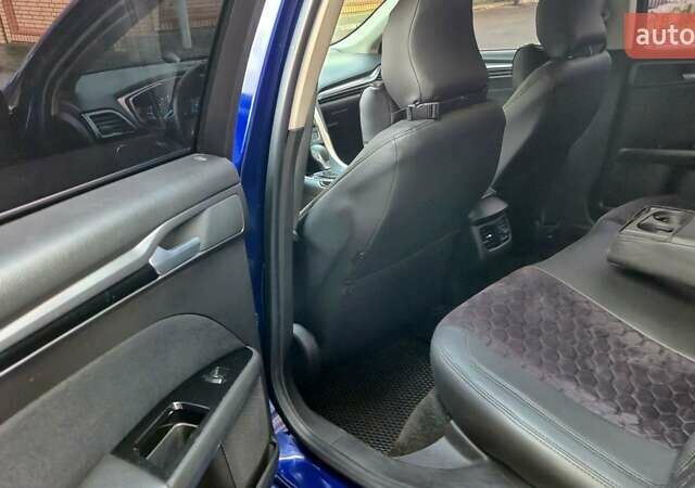 Синий Форд Фьюжн, объемом двигателя 2.5 л и пробегом 185 тыс. км за 9500 $, фото 9 на Automoto.ua