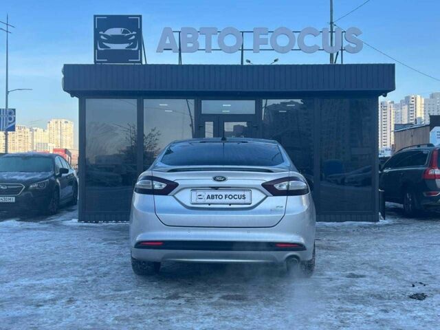 Синій Форд Фьюжен, об'ємом двигуна 2.7 л та пробігом 223 тис. км за 9490 $, фото 5 на Automoto.ua