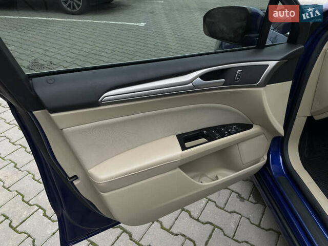 Синій Форд Фьюжен, об'ємом двигуна 2.5 л та пробігом 160 тис. км за 11000 $, фото 9 на Automoto.ua