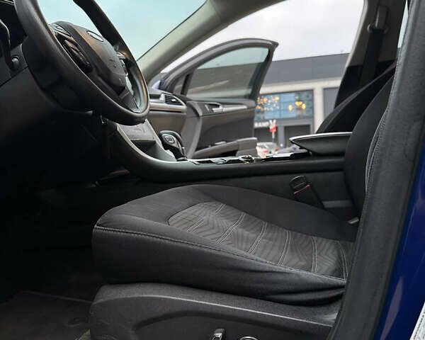 Синий Форд Фьюжн, объемом двигателя 2.51 л и пробегом 206 тыс. км за 10500 $, фото 16 на Automoto.ua