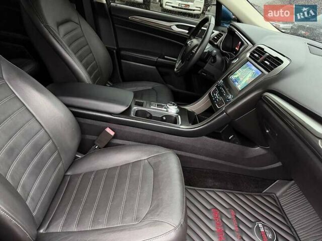 Синій Форд Фьюжен, об'ємом двигуна 2 л та пробігом 138 тис. км за 13800 $, фото 18 на Automoto.ua