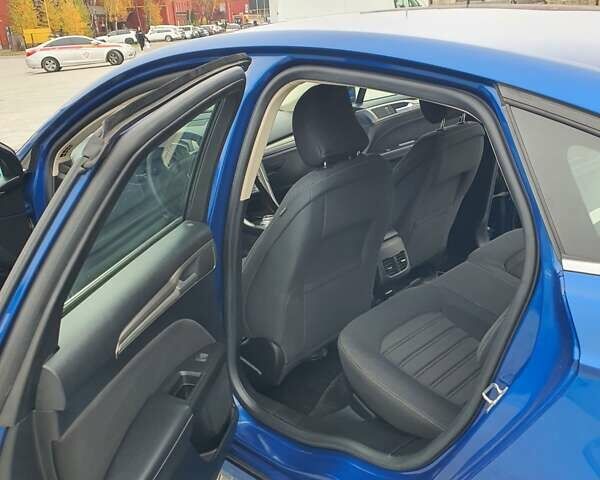 Синій Форд Фьюжен, об'ємом двигуна 2 л та пробігом 233 тис. км за 13999 $, фото 15 на Automoto.ua