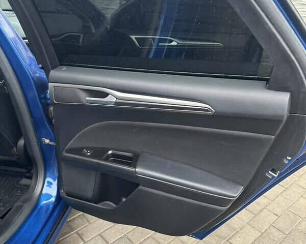 Синий Форд Фьюжн, объемом двигателя 2.5 л и пробегом 125 тыс. км за 12400 $, фото 21 на Automoto.ua