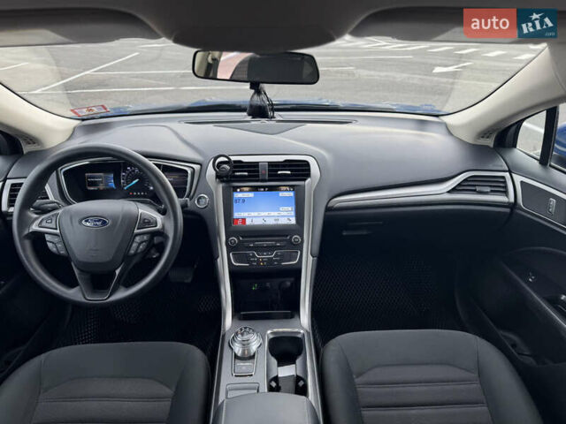 Синий Форд Фьюжн, объемом двигателя 2.5 л и пробегом 172 тыс. км за 14000 $, фото 28 на Automoto.ua