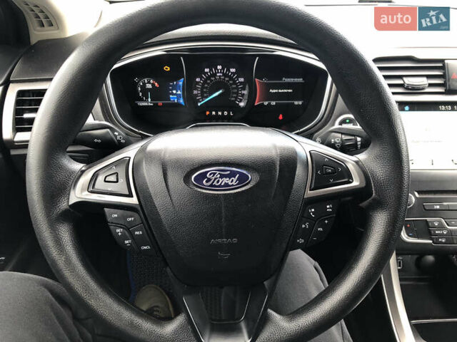 Форд Фьюжн 2017 в Ивано-Франковске на Automoto.ua Синий Форд Фьюжн, объемом двигателя 2.49 л и пробегом 132 тыс. км за 12700 $, фото 4 на Automoto.ua