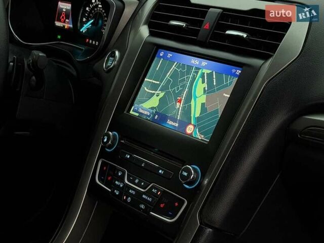 Синій Форд Фьюжен, об'ємом двигуна 2 л та пробігом 138 тис. км за 13800 $, фото 20 на Automoto.ua