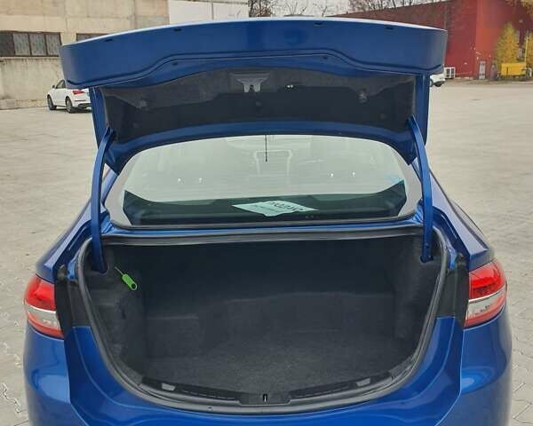 Синій Форд Фьюжен, об'ємом двигуна 2 л та пробігом 233 тис. км за 13999 $, фото 5 на Automoto.ua