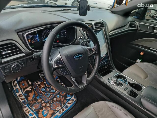 Синий Форд Фьюжн, объемом двигателя 2.7 л и пробегом 142 тыс. км за 14990 $, фото 19 на Automoto.ua