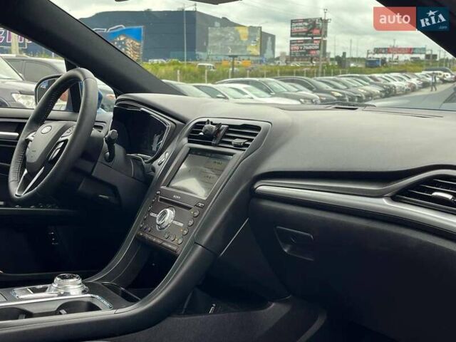 Форд Фьюжн 2017 в Львове на Automoto.ua Синий Форд Фьюжн, объемом двигателя 2 л и пробегом 252 тыс. км за 16490 $, фото 35 на Automoto.ua