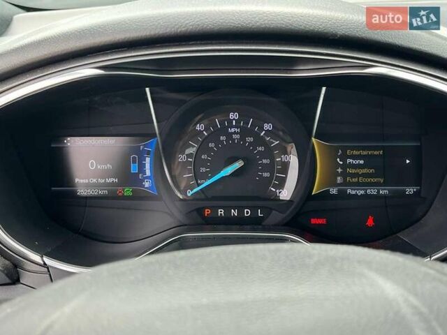 Форд Фьюжн 2017 в Львове на Automoto.ua Синий Форд Фьюжн, объемом двигателя 2 л и пробегом 252 тыс. км за 16490 $, фото 17 на Automoto.ua