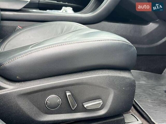 Форд Фьюжн 2017 в Львове на Automoto.ua Синий Форд Фьюжн, объемом двигателя 2 л и пробегом 252 тыс. км за 16490 $, фото 36 на Automoto.ua