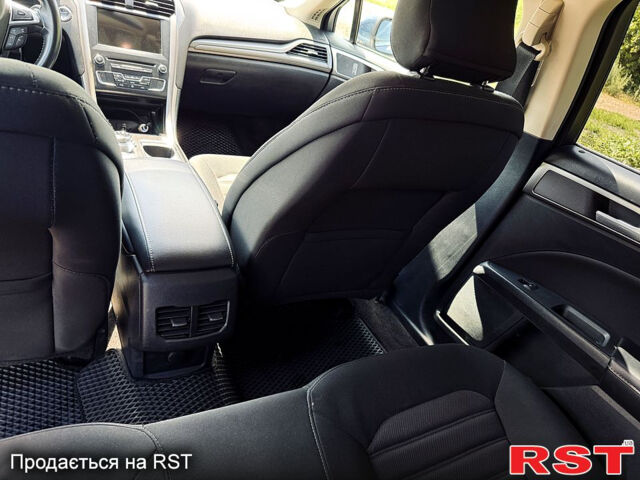 Синий Форд Фьюжн, объемом двигателя 2 л и пробегом 144 тыс. км за 14899 $, фото 8 на Automoto.ua