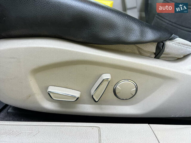 Синий Форд Фьюжн, объемом двигателя 2 л и пробегом 147 тыс. км за 12499 $, фото 31 на Automoto.ua