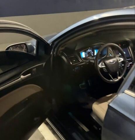 Синий Форд Фьюжн, объемом двигателя 2 л и пробегом 220 тыс. км за 10400 $, фото 3 на Automoto.ua