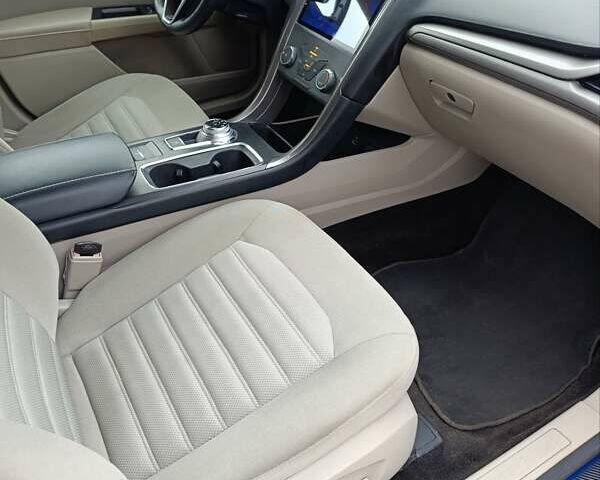 Синій Форд Фьюжен, об'ємом двигуна 2.4 л та пробігом 150 тис. км за 11800 $, фото 1 на Automoto.ua