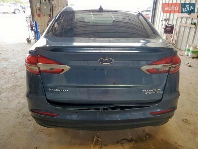 Синий Форд Фьюжн, объемом двигателя 2 л и пробегом 87 тыс. км за 3500 $, фото 5 на Automoto.ua
