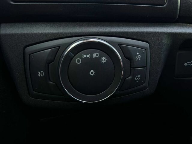 Форд Фьюжн 2018 в Кривом Роге на Automoto.ua Синий Форд Фьюжн, объемом двигателя 2 л и пробегом 119 тыс. км за 16800 $, фото 10 на Automoto.ua